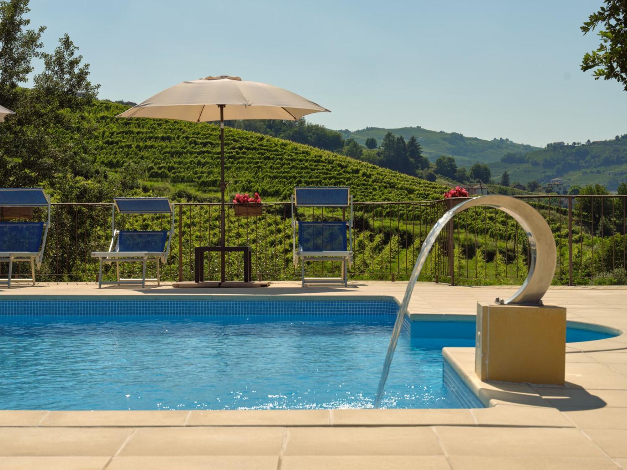 Villa Vigna Dell'Acqua à Santo Stefano Belbo Extérieur photo