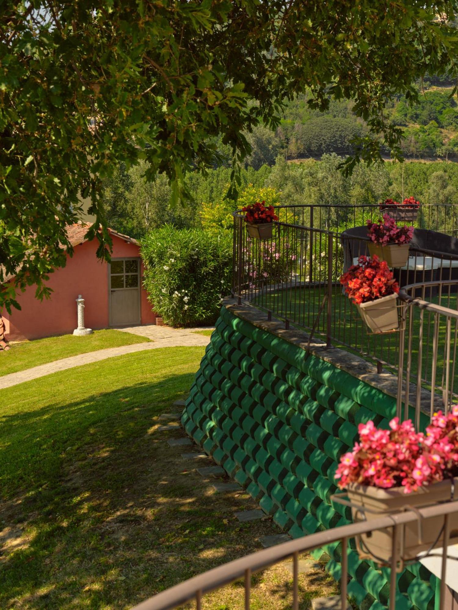 Villa Vigna Dell'Acqua à Santo Stefano Belbo Extérieur photo